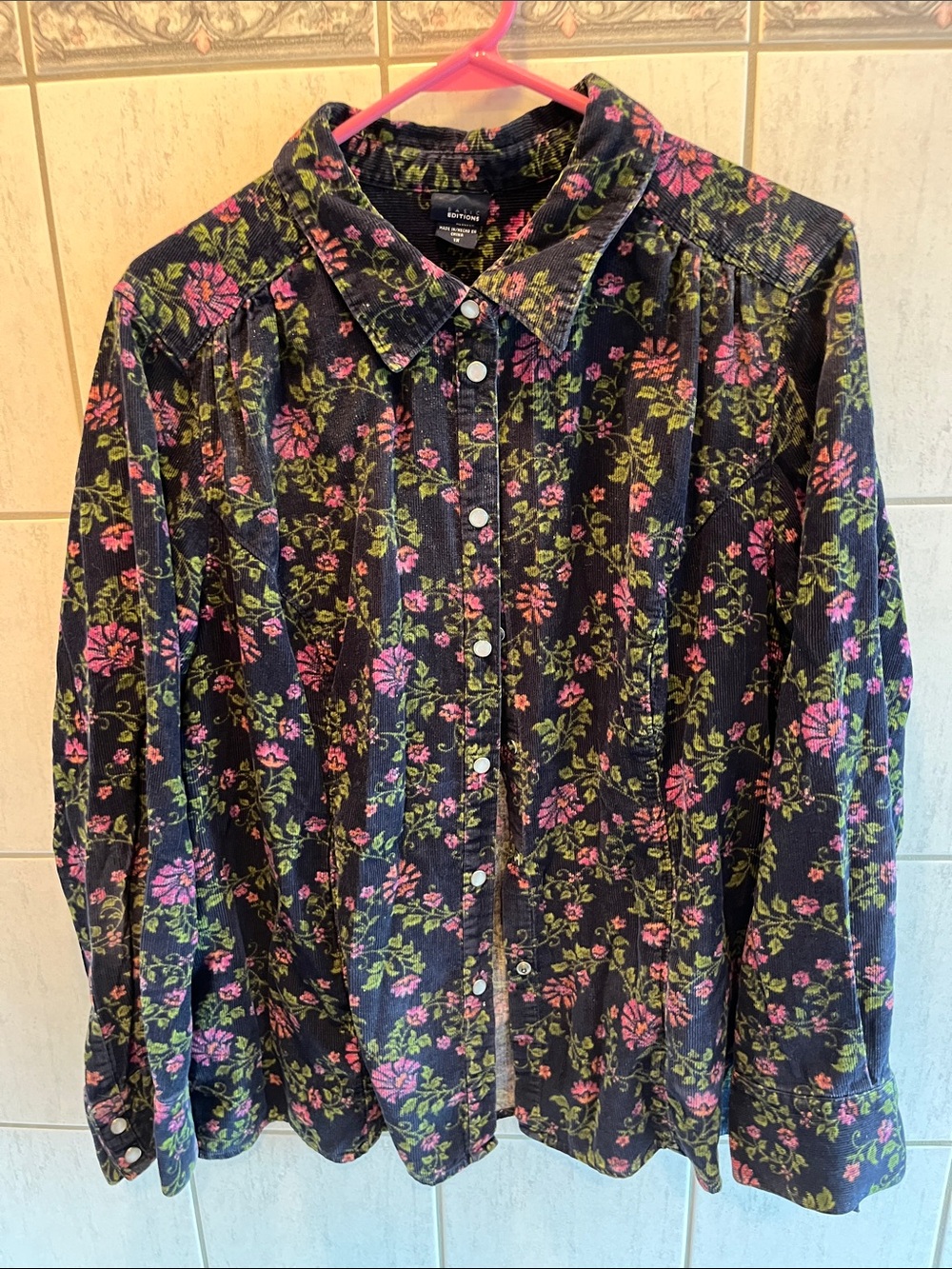 Basic Editions Black Floral Corduroy Button-Front Shirt Jacket